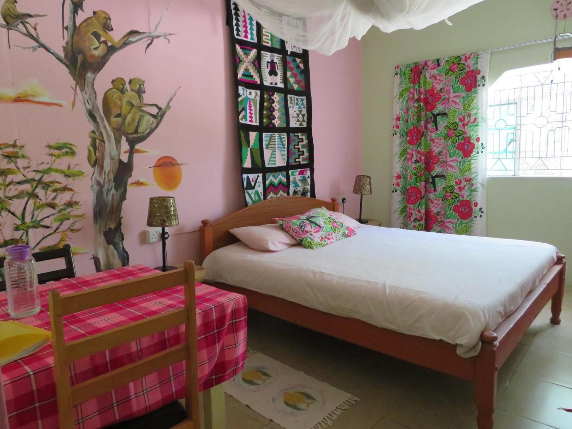 Aloepark Art Hotel 奈瓦沙 外观 照片
